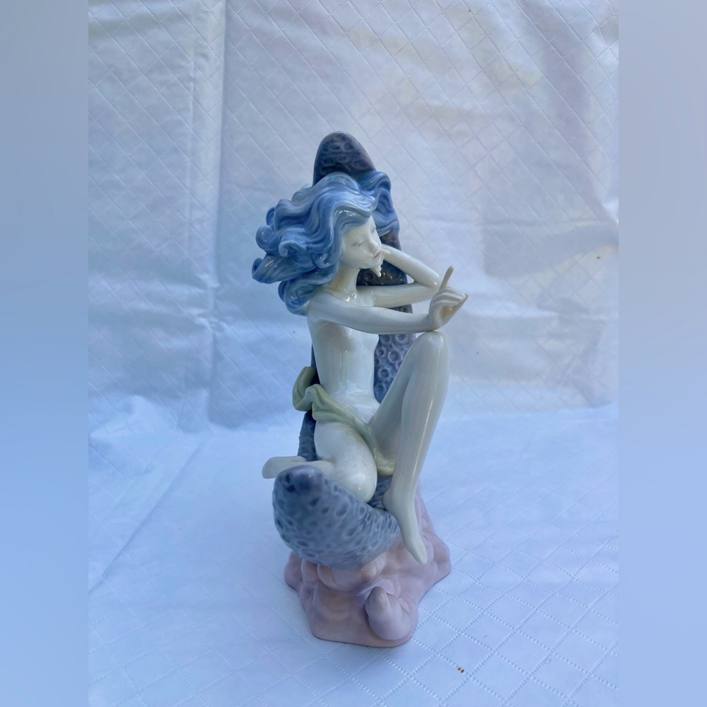NEW-in Box, Lladro No. 1436 Luna Cuarto Creciente (retired 1987) perfect - Picture 5 of 6